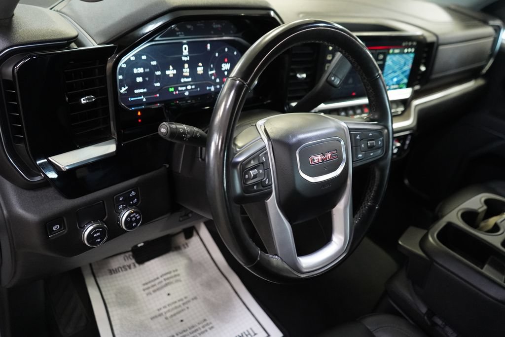 Used 2025 GMC Sierra 1500 SLT RWD image 20