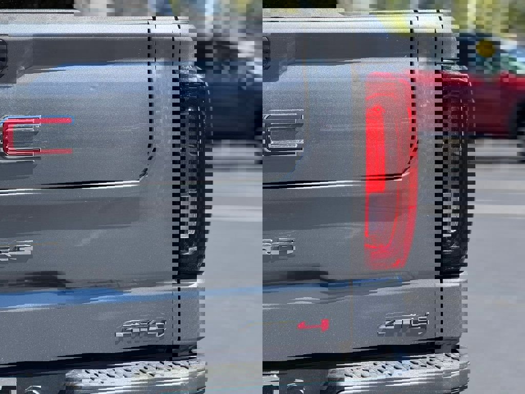 Used 2021 GMC Sierra 1500 AT4 w/ AT4 Value Package image 15