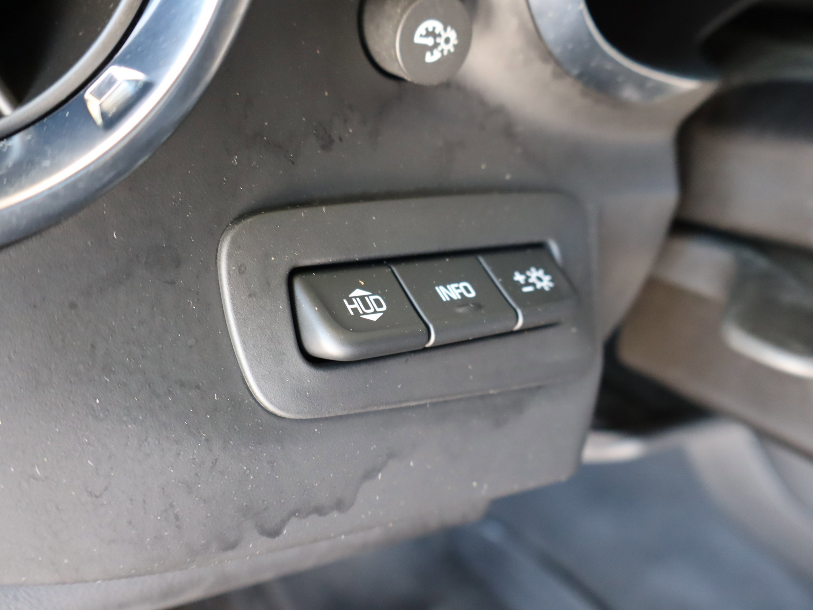 Used 2022 Chevrolet Camaro LT w/ RS Package image 16