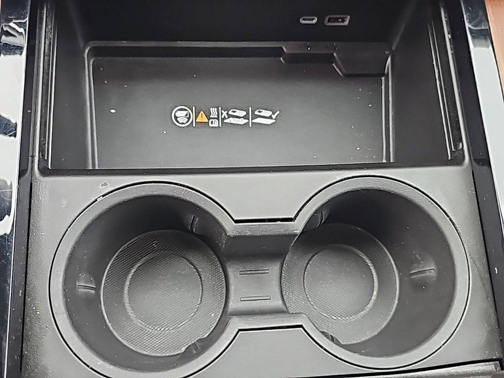 Used 2025 GMC Yukon XL Denali image 26