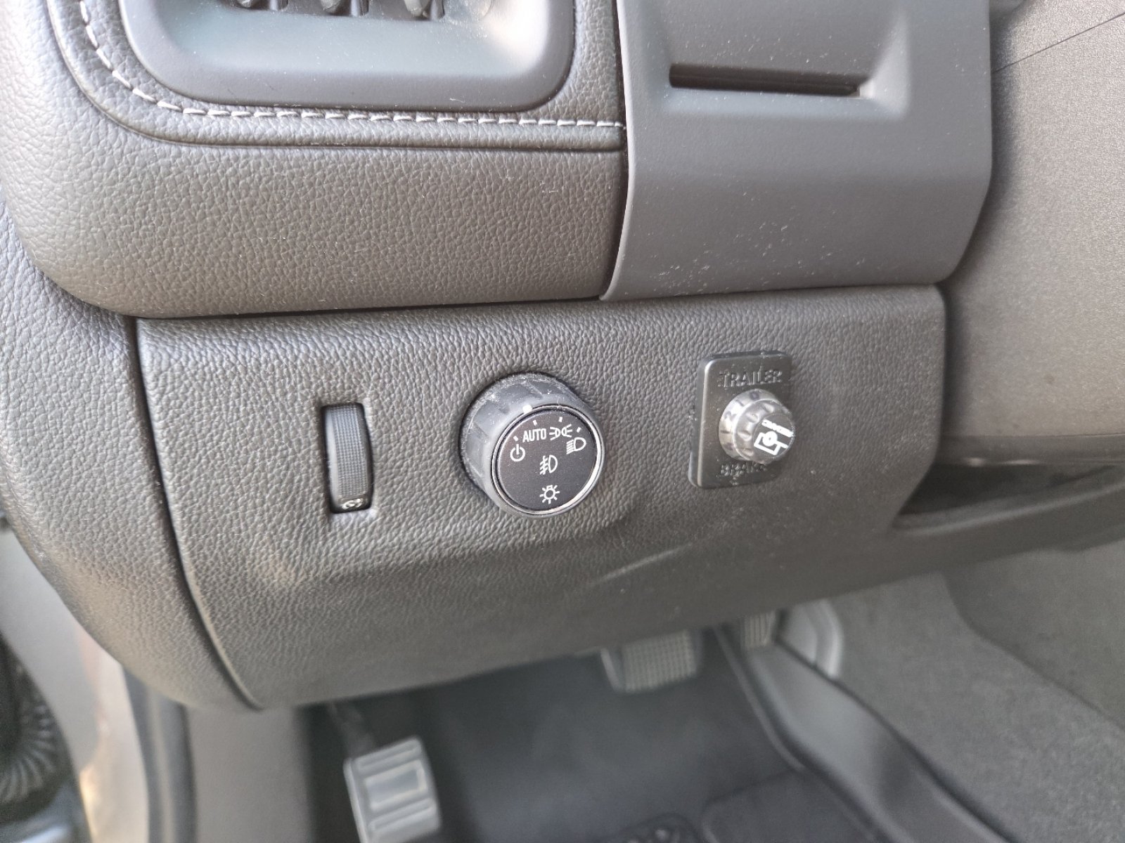 Used 2021 GMC Canyon Elevation w/ Trailering Package RWD image 25