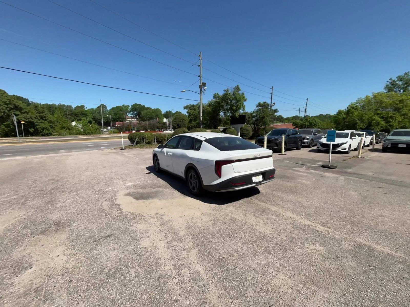 Used 2025 Kia K4 FWD image 16