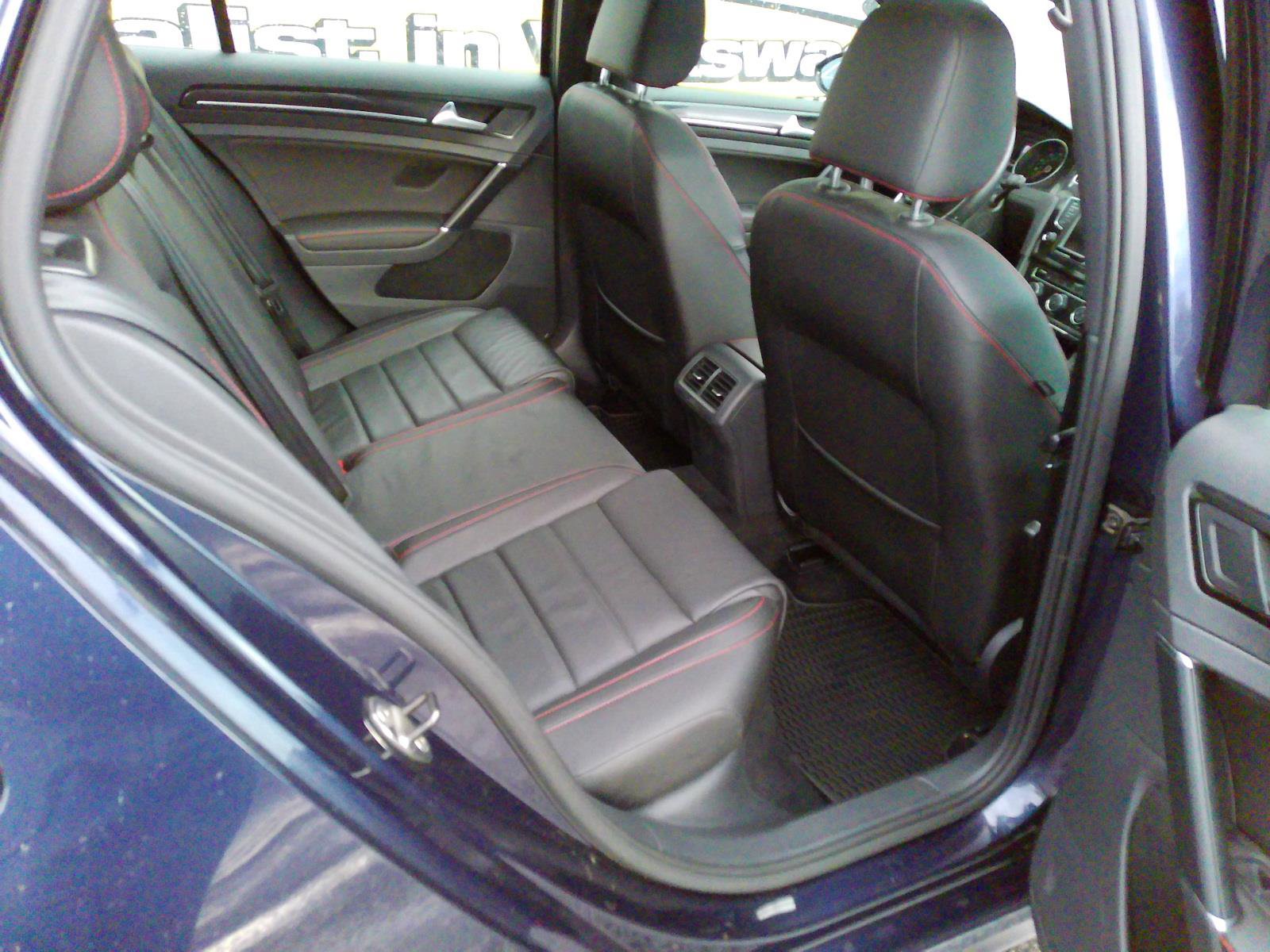 Used 2017 Volkswagen GTI SE image 45