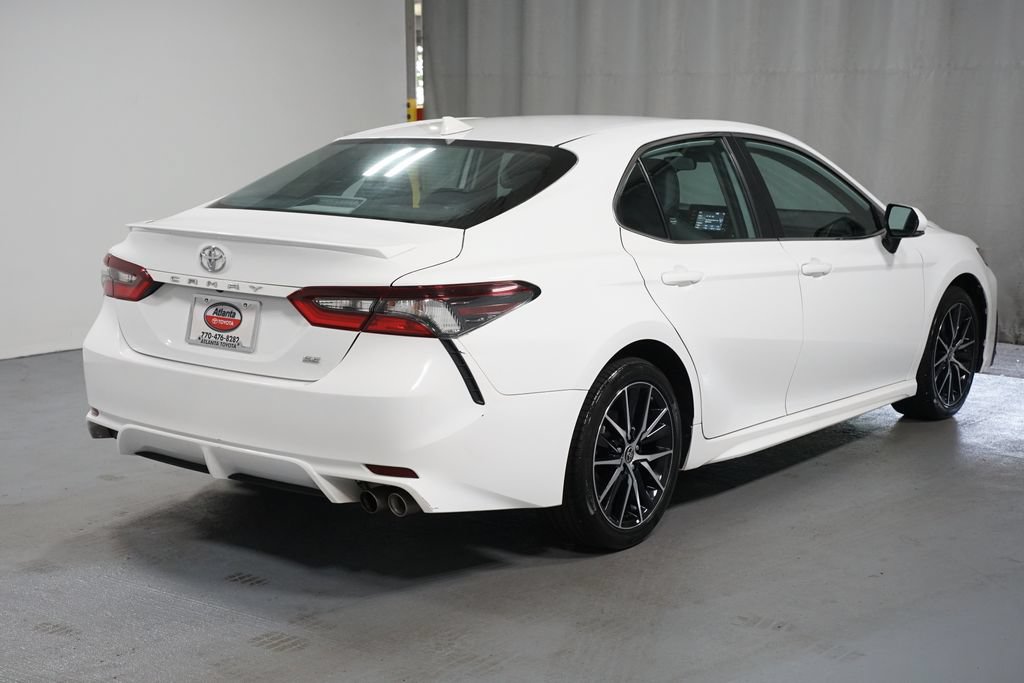 Certified 2024 Toyota Camry SE FWD image 8