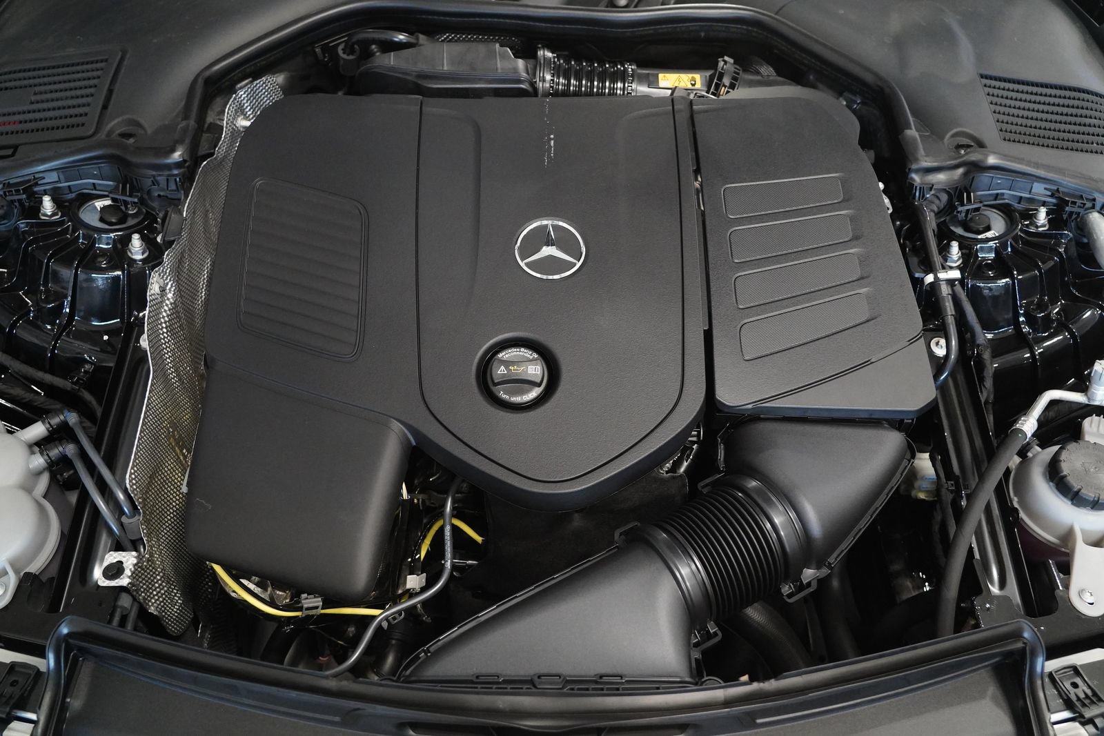 New 2026 Mercedes-Benz C 300 4MATIC Sedan image 31