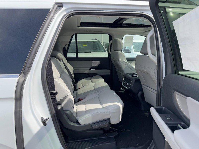 New 2026 Ford Expedition Max Active AWD/4WD image 5