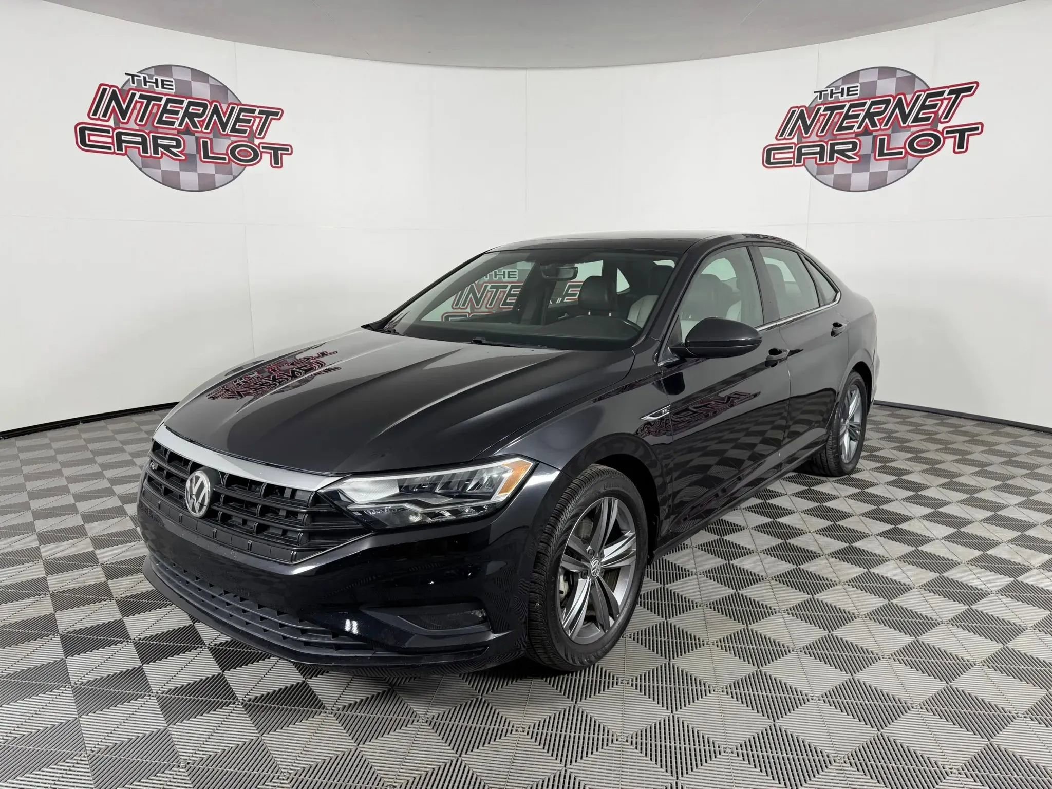 Used 2020 Volkswagen Jetta R-Line FWD image 3