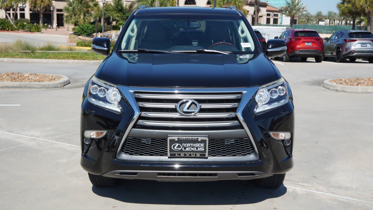 Used 2017 Lexus GX 460 Premium AWD/4WD image 3