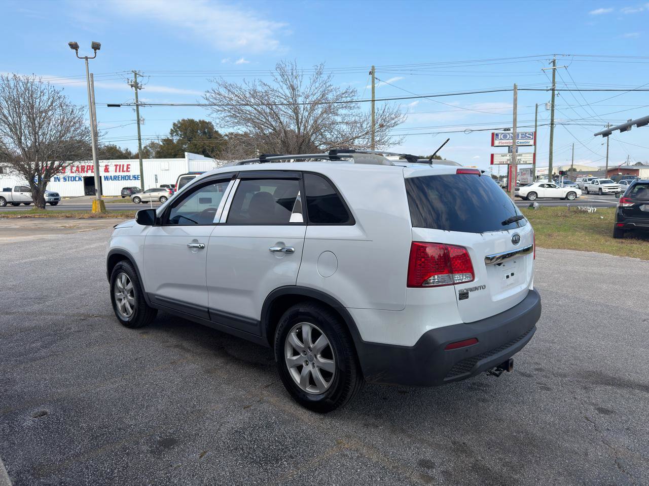 Used 2013 Kia Sorento LX w/ Convenience Pkg image 5