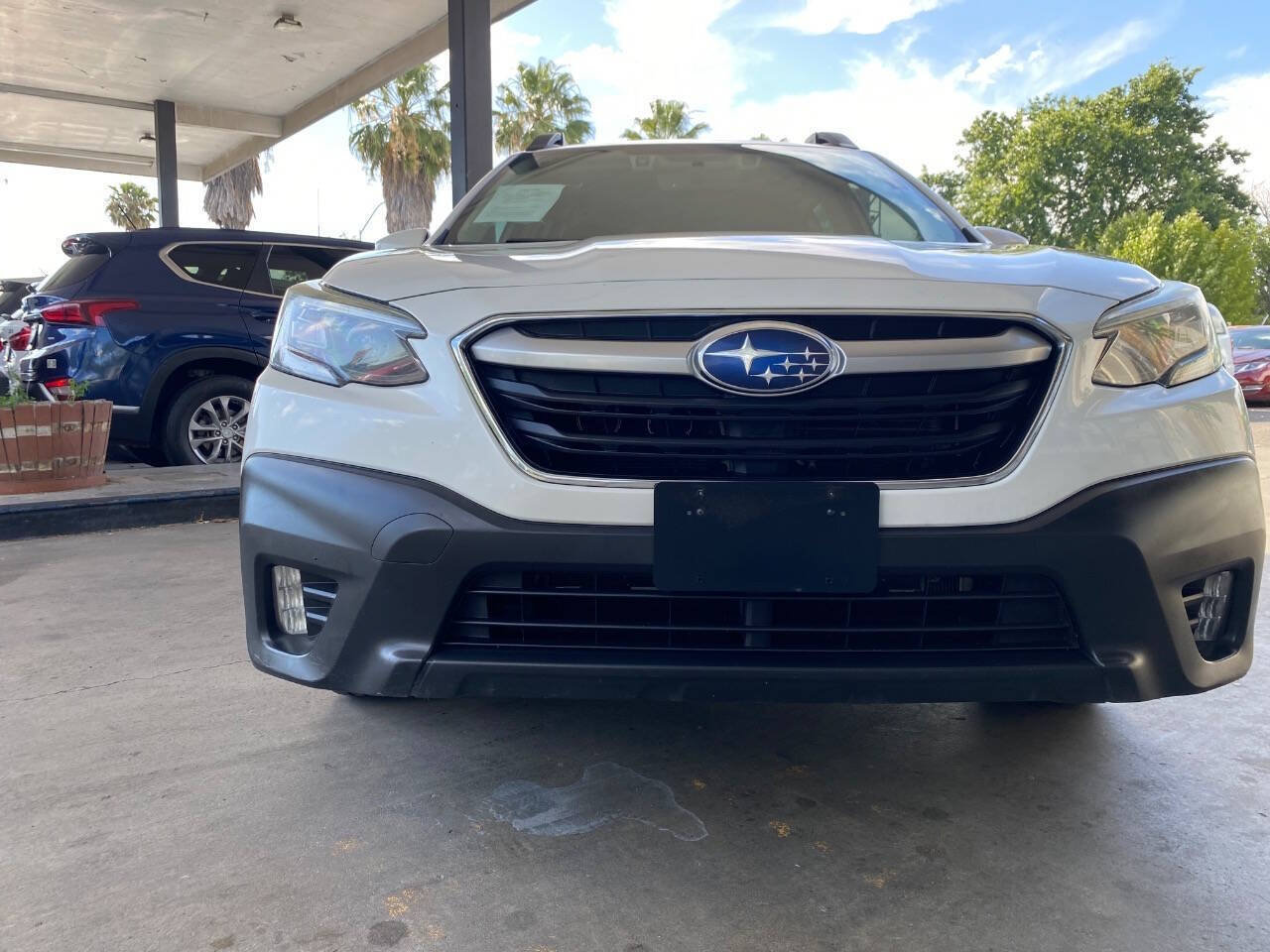 Used 2020 Subaru Outback Premium AWD/4WD image 4