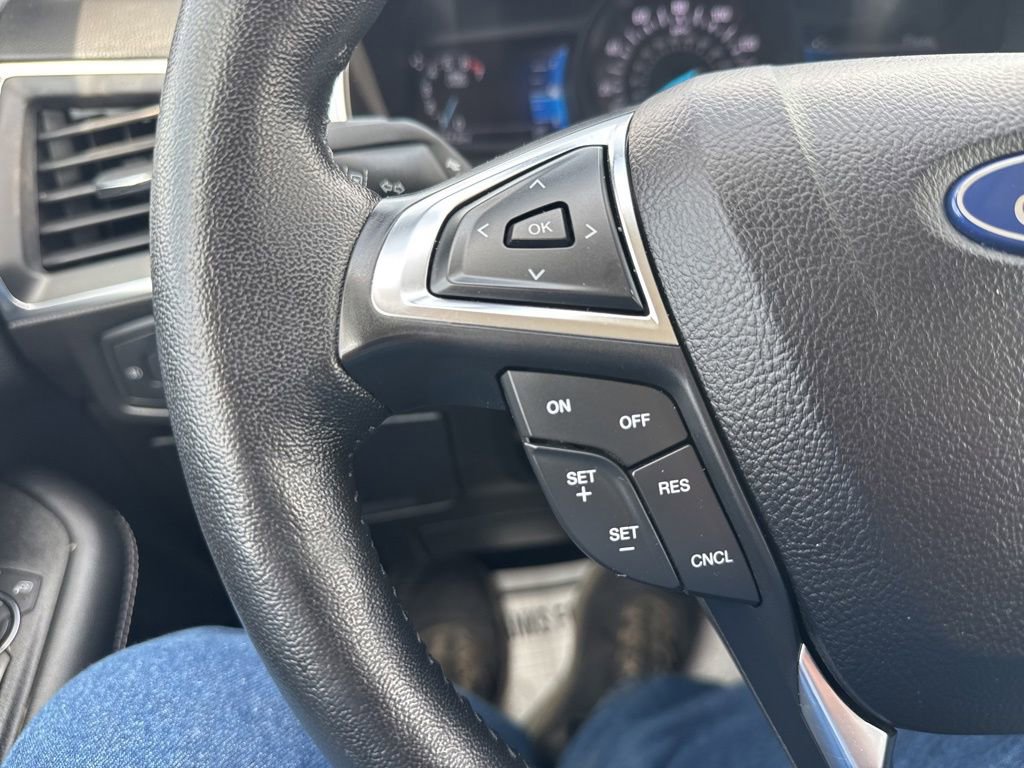 Used 2021 Ford Edge Titanium image 26