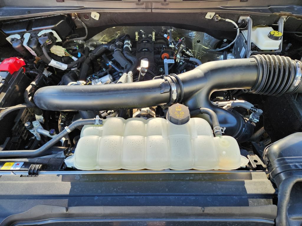 Used 2025 Ford Expedition Tremor AWD/4WD image 23