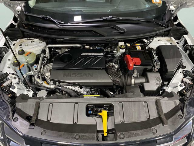 Certified 2025 Nissan Rogue SV image 30