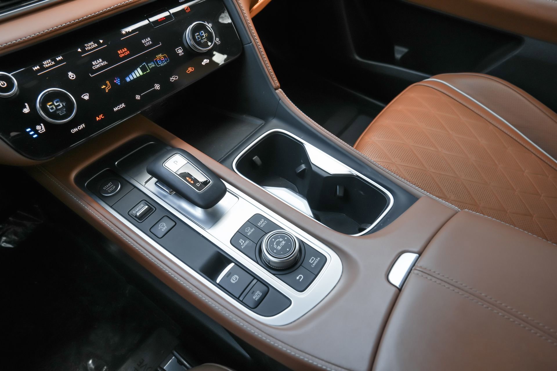 Used 2025 INFINITI QX60 Autograph w/ Cargo Package image 12