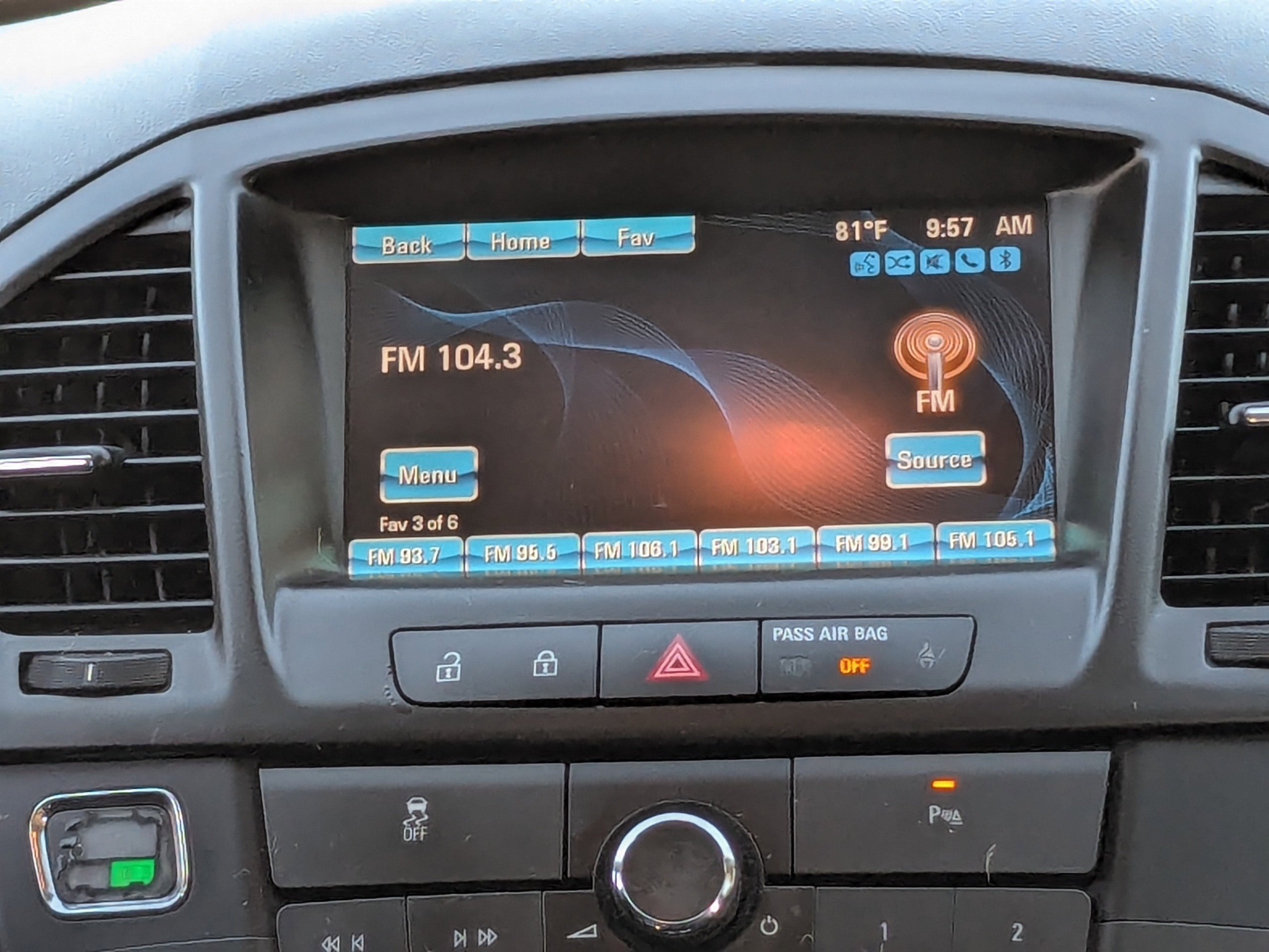 Used 2013 Buick Regal Premium image 17