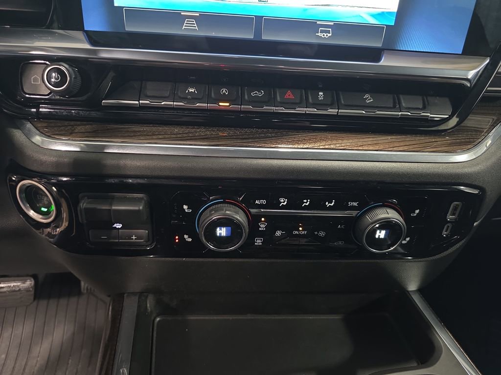 Certified 2023 Chevrolet Silverado 1500 RST AWD/4WD image 24