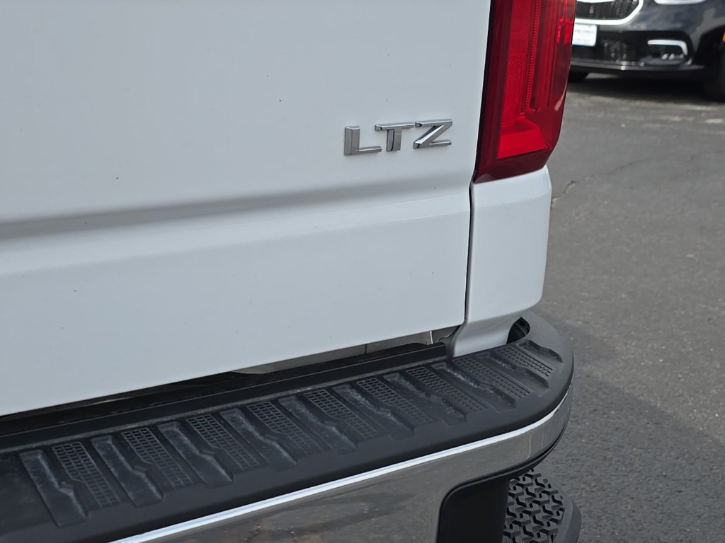Used 2024 Chevrolet Silverado 1500 LTZ w/ LTZ Convenience Package II AWD/4WD image 66
