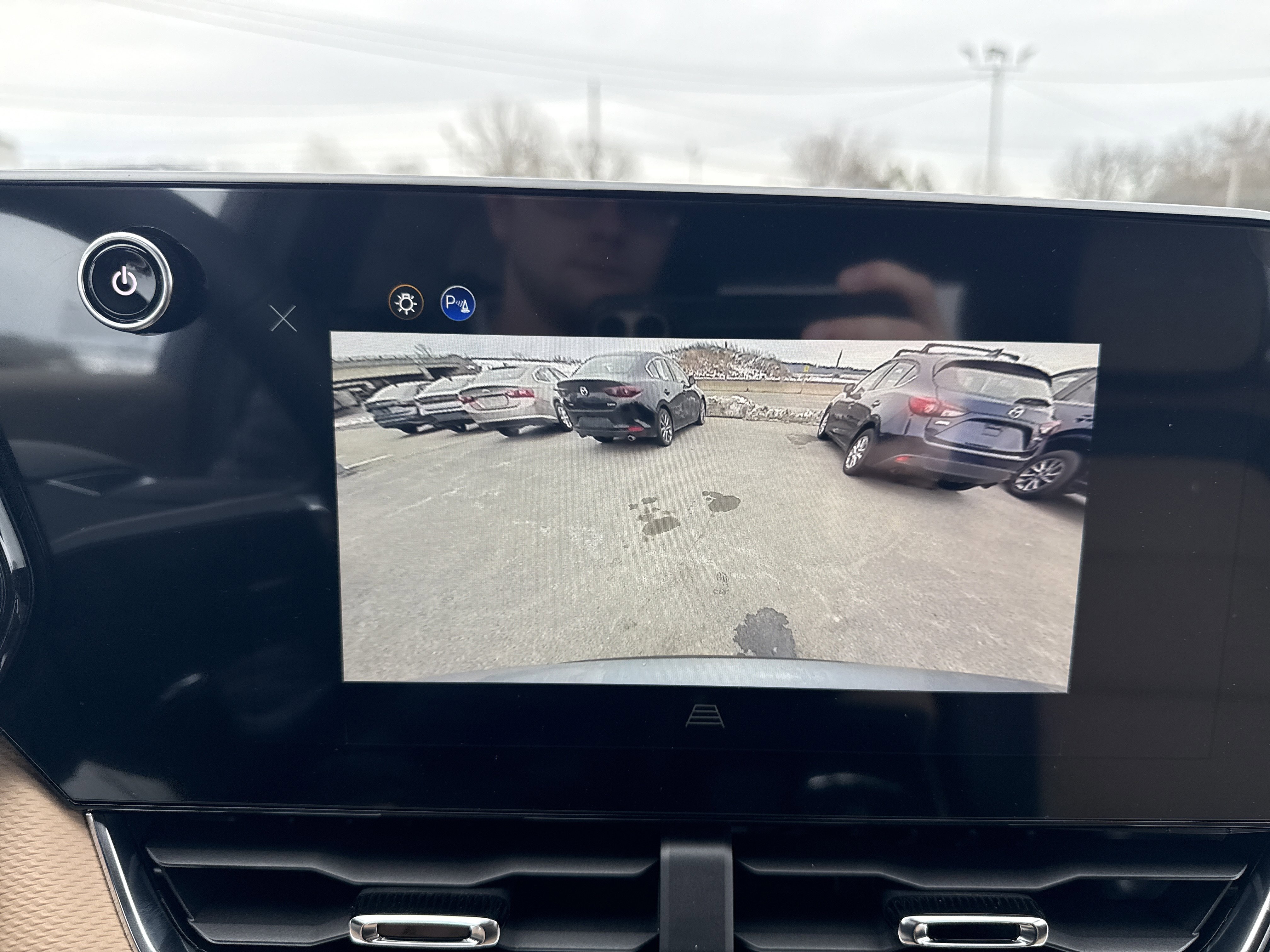 New 2026 Chevrolet Equinox ACTIV w/ Convenience Package III image 25