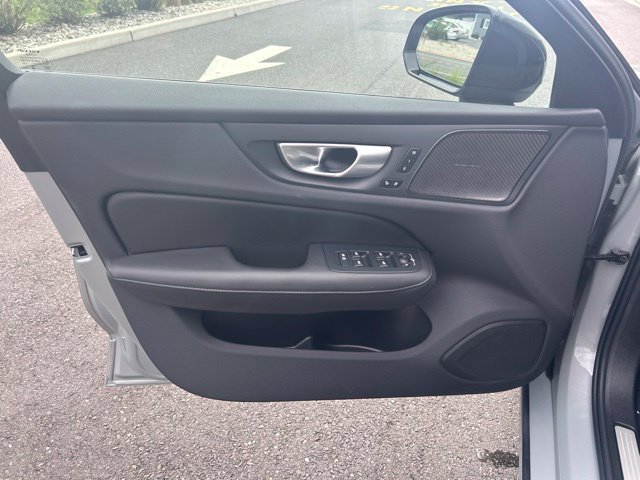 Used 2025 Volvo S60 B5 Plus AWD/4WD image 19