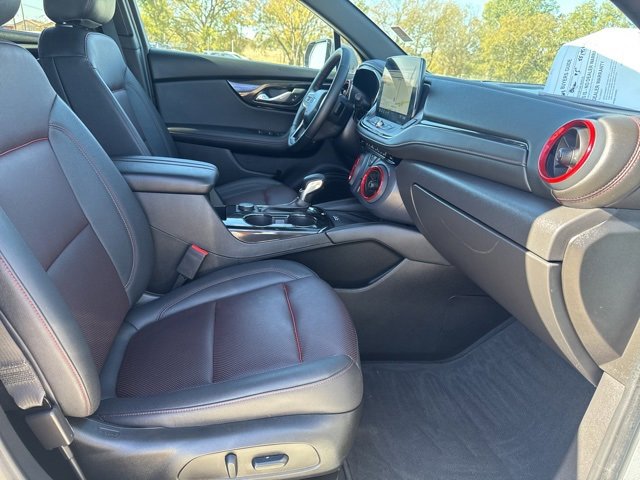 Used 2025 Chevrolet Blazer RS image 18