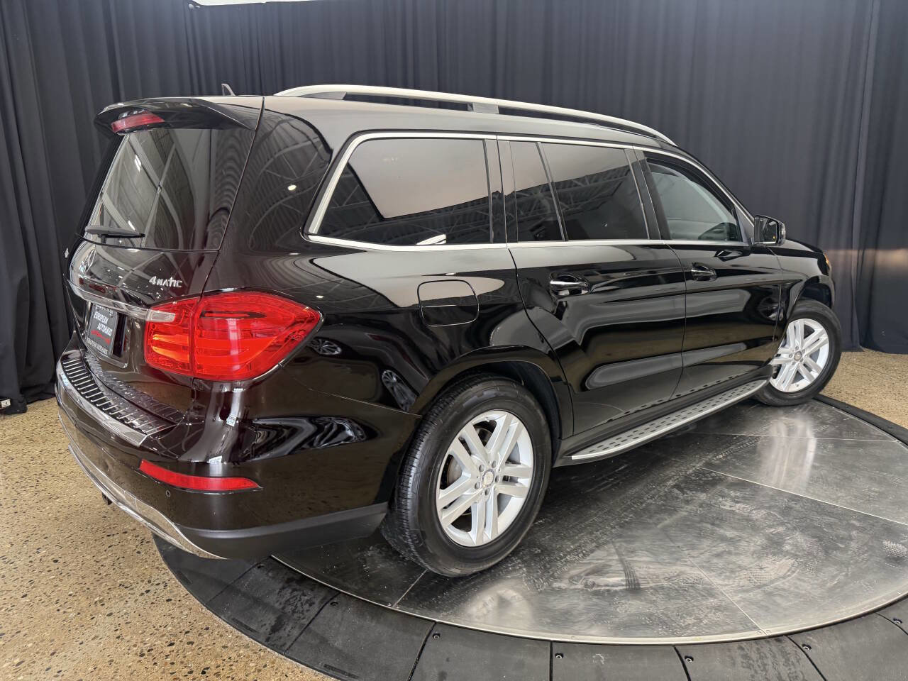 Used 2013 Mercedes-Benz GL 450 GL 450 4MATIC AWD 4dr SUV image 9