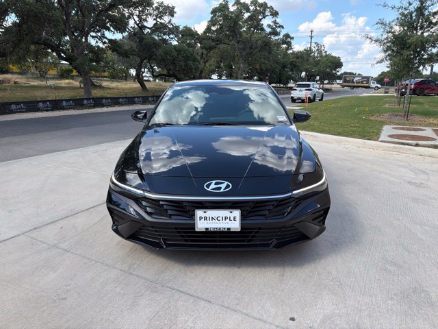 New 2026 Hyundai Elantra SEL Sport FWD image 7