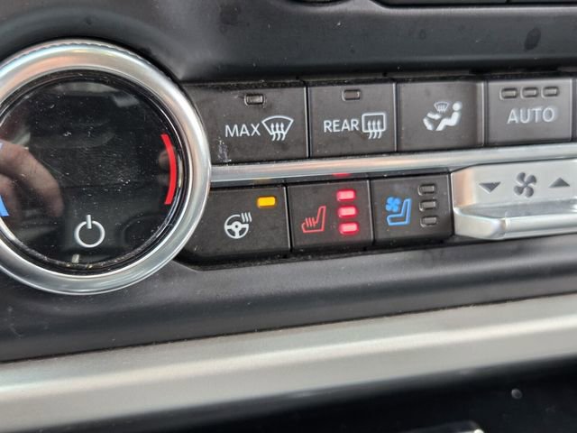 Used 2024 Ford Expedition Max XLT image 24