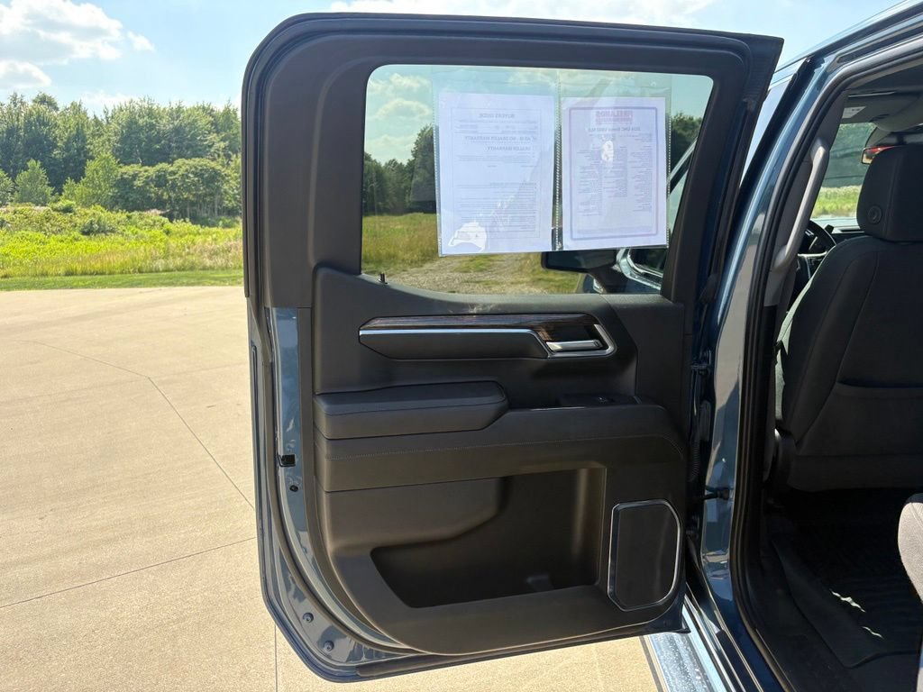 Used 2024 GMC Sierra 1500 SLE AWD/4WD image 40