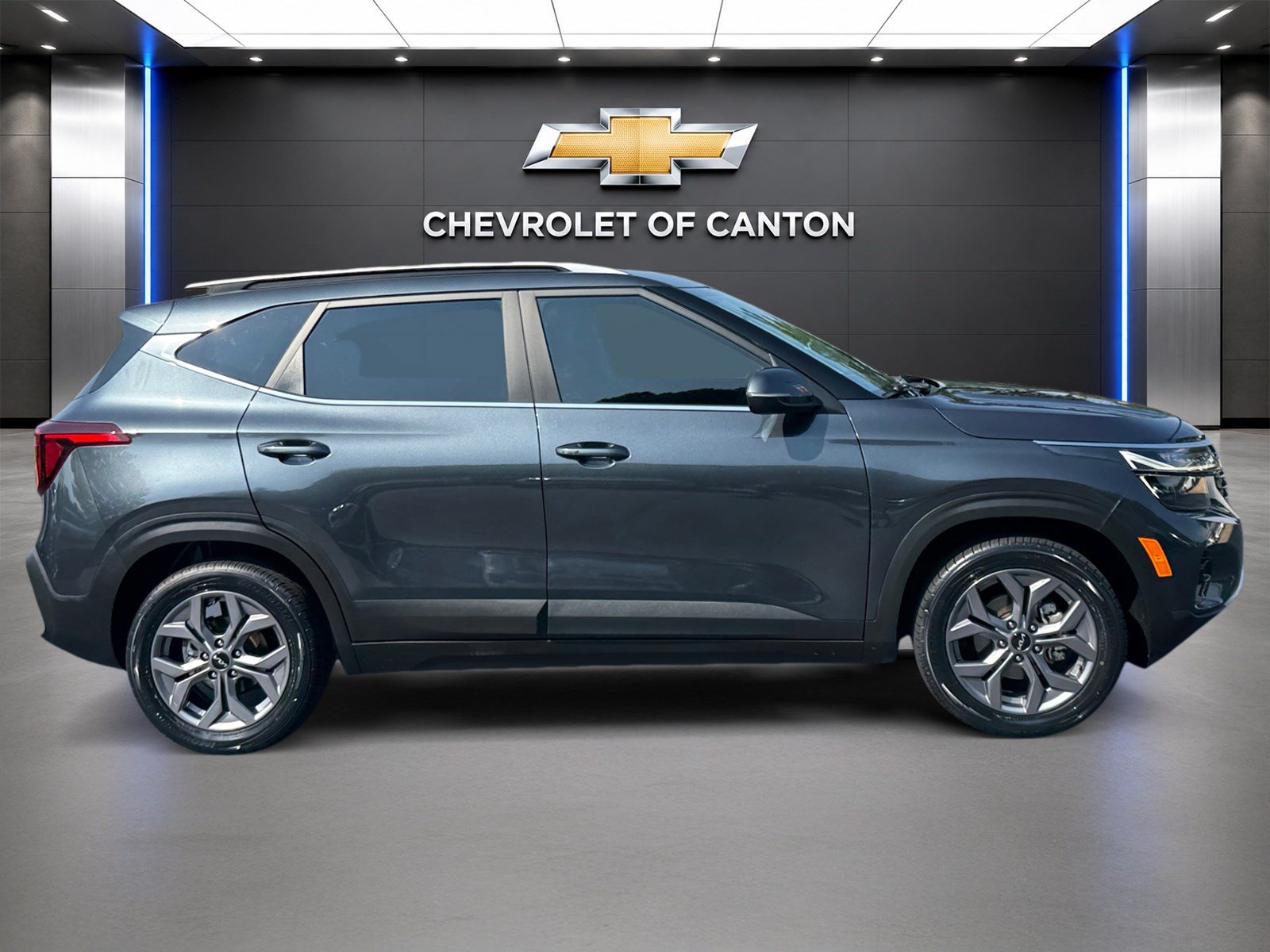 Used 2024 Kia Seltos S FWD image 4