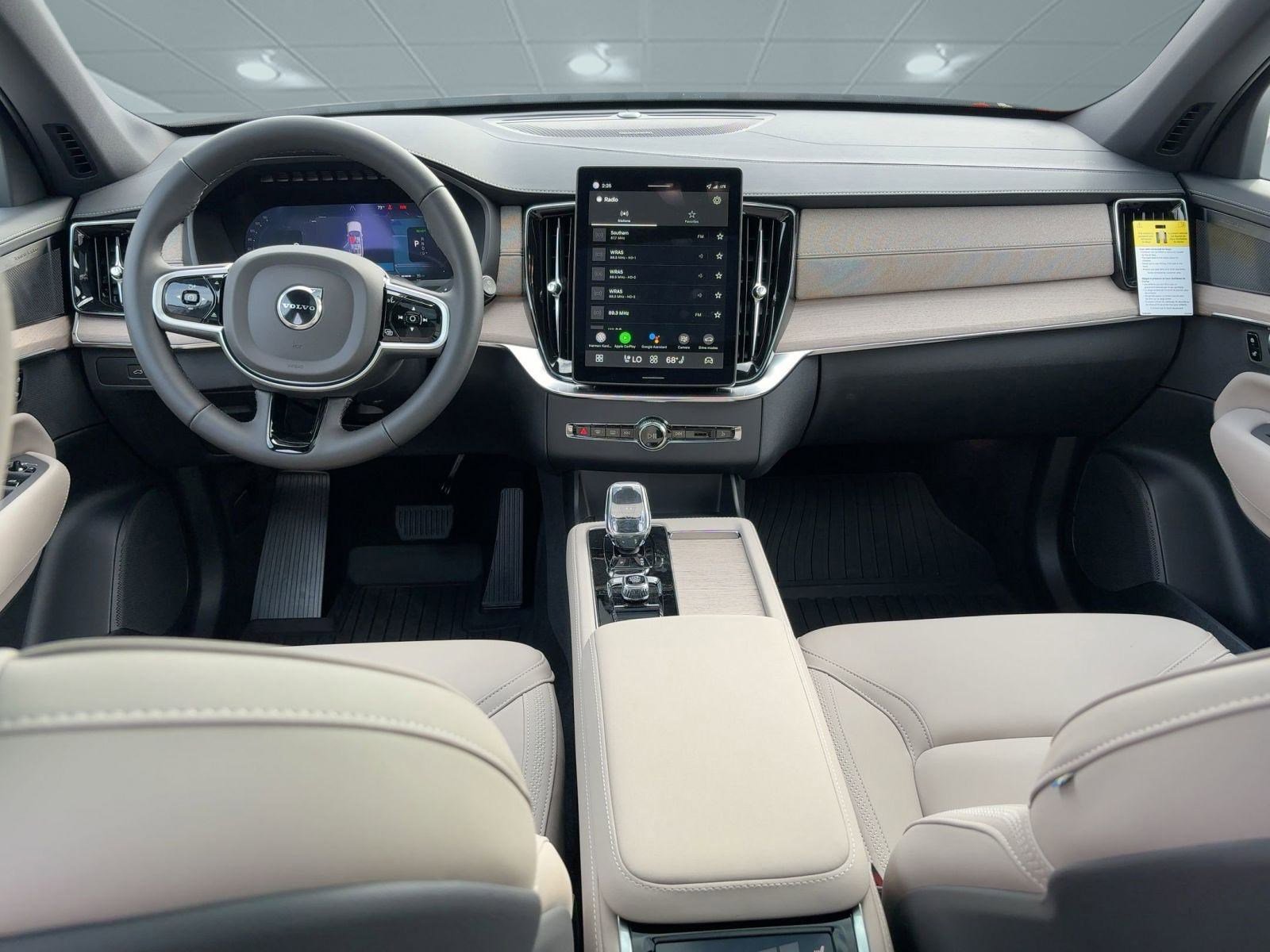 New 2026 Volvo XC90 T8 Plus image 17