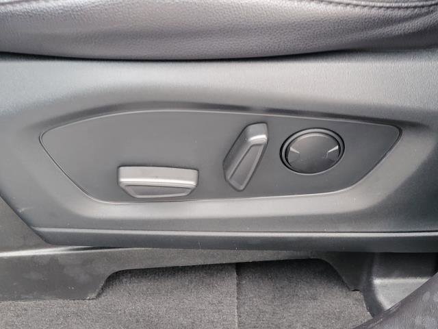 Used 2022 Ford Explorer Limited w/ Equipment Group 301A image 7