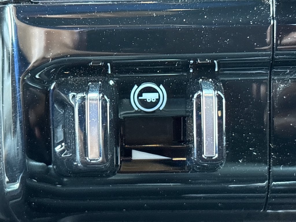 New 2025 RAM 3500 Laramie AWD/4WD image 20