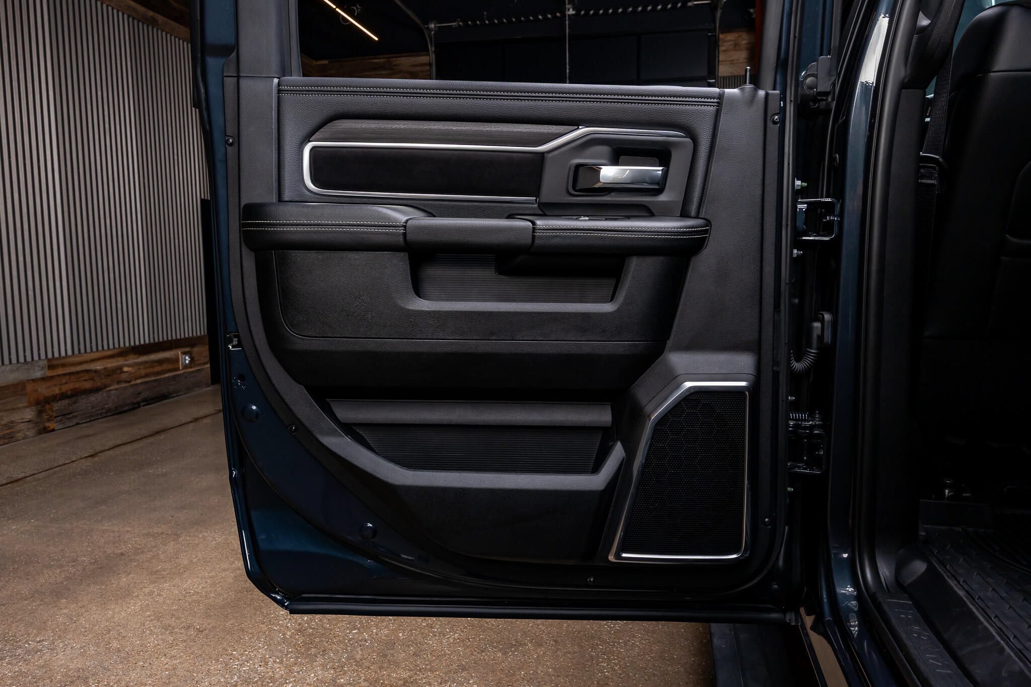 Used 2026 RAM 3500 Laramie w/ Night Edition AWD/4WD image 45