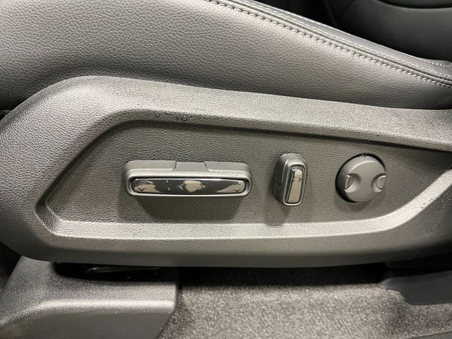 New 2025 Honda Pilot Touring image 14