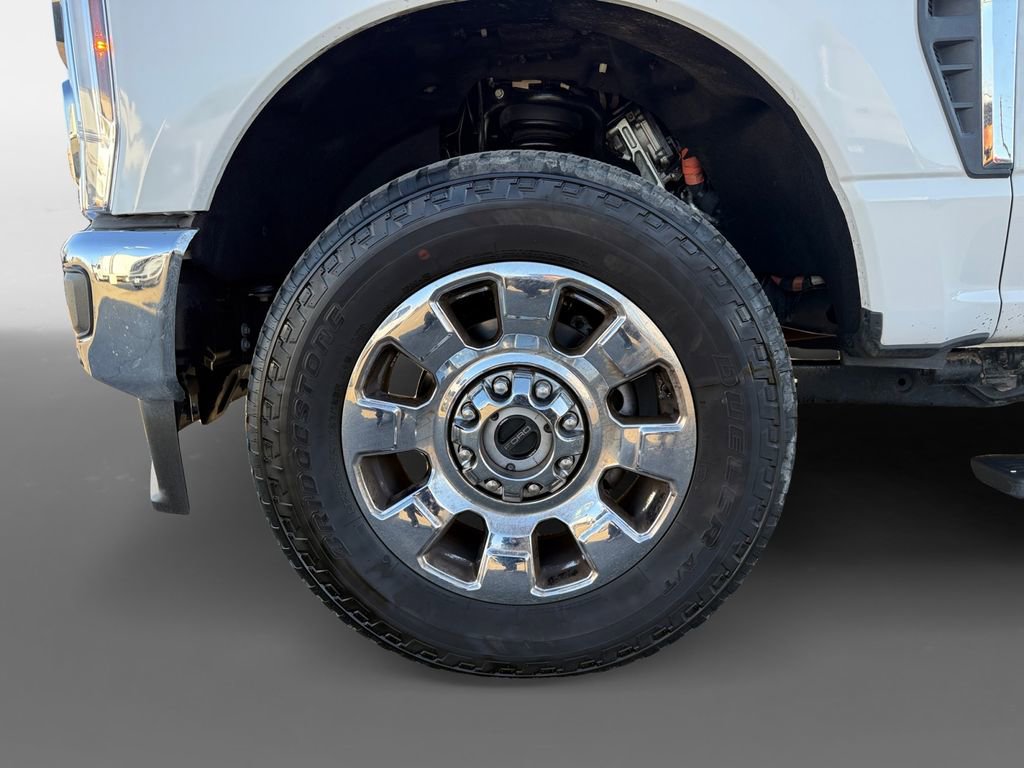 Used 2025 Ford F350 King Ranch w/ Chrome Package image 16