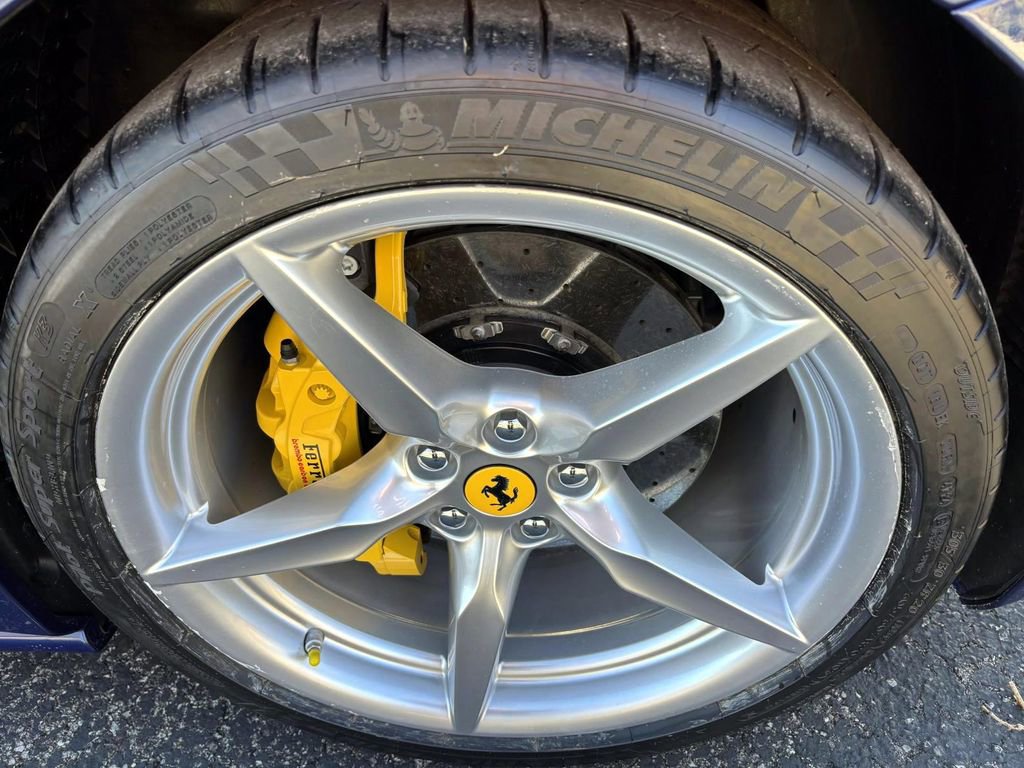 Used 2017 Ferrari 488 Spider image 57