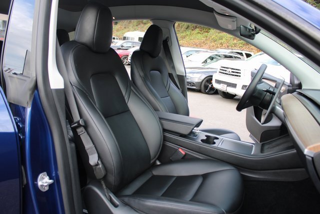 Used 2023 Tesla Model Y Long Range image 24