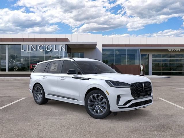 New 2026 Lincoln Aviator 2WD w/ Jet Appearance Package image 7