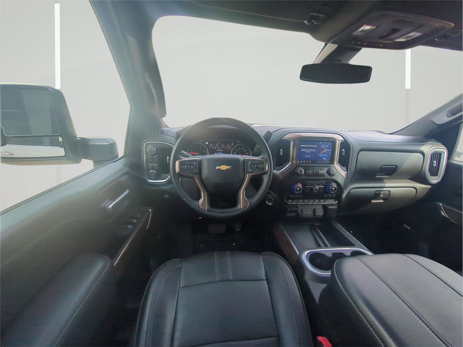 Used 2023 Chevrolet Silverado 2500 High Country w/ Safety Package II AWD/4WD image 30