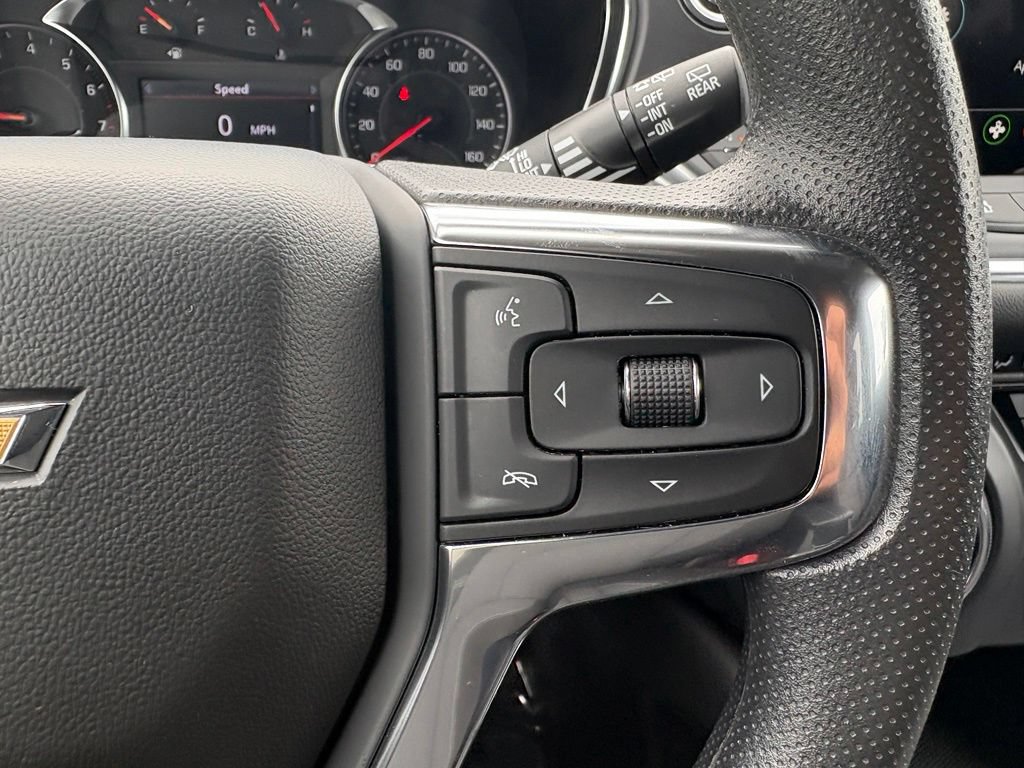 Used 2025 Chevrolet Blazer LT AWD/4WD image 29
