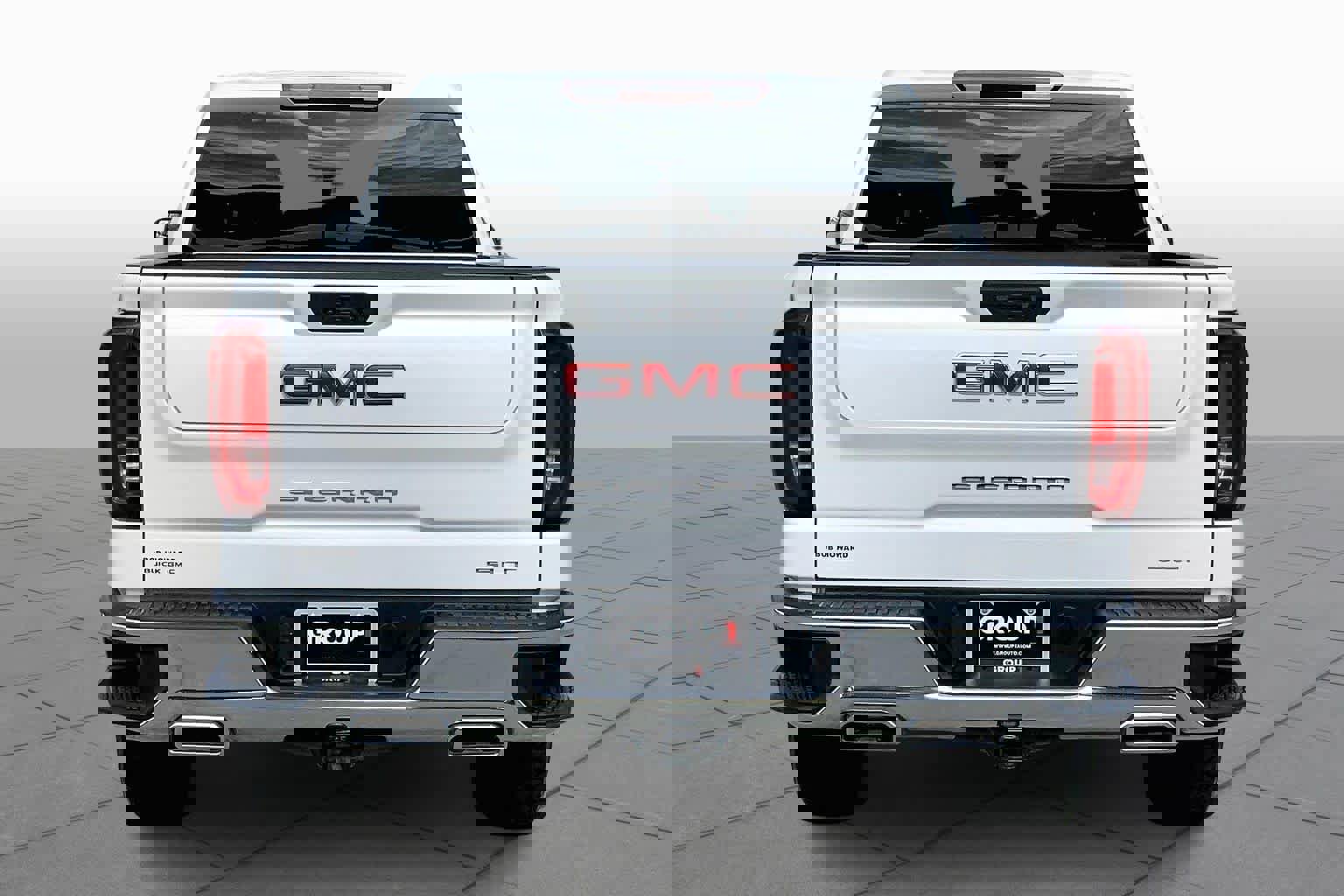 Certified 2023 GMC Sierra 1500 SLT image 4