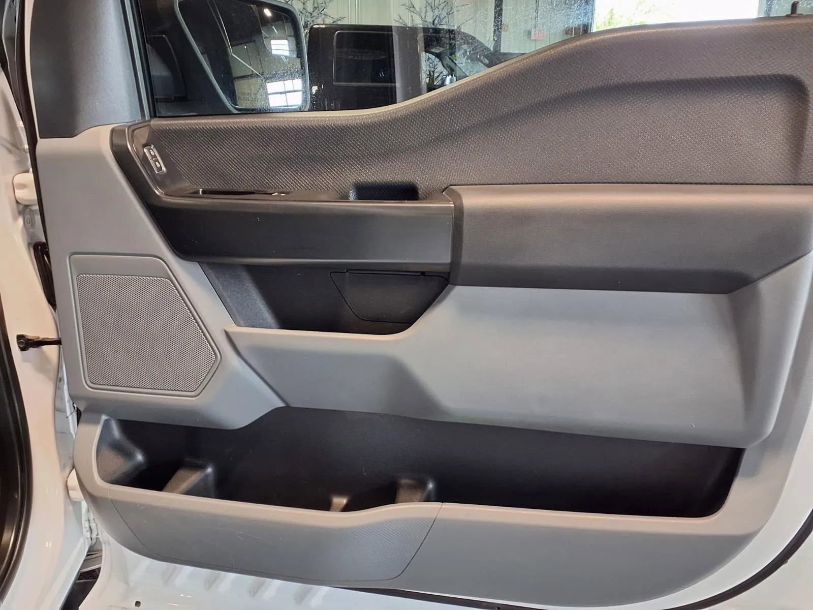 Used 2022 Ford F150 XL w/ Equipment Group 101A High AWD/4WD image 13