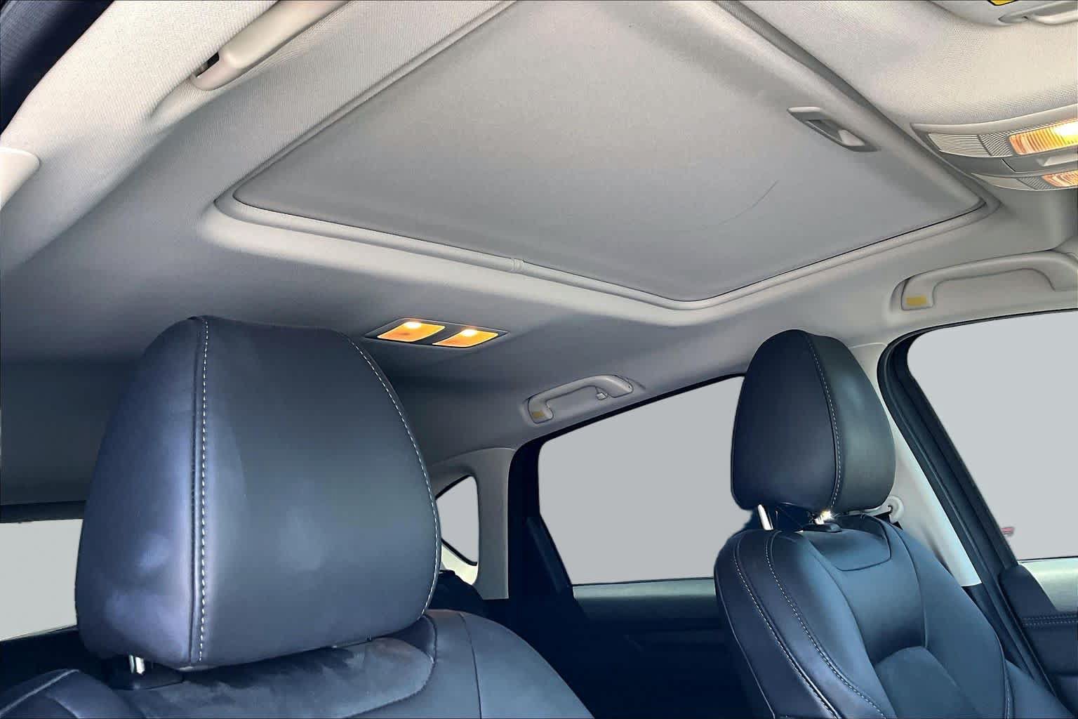 Used 2019 MAZDA CX-5 Touring FWD image 13