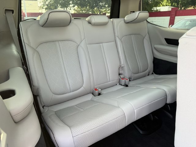 Used 2023 Jeep Grand Wagoneer Series II w/ Flexible Seating Group AWD/4WD image 31