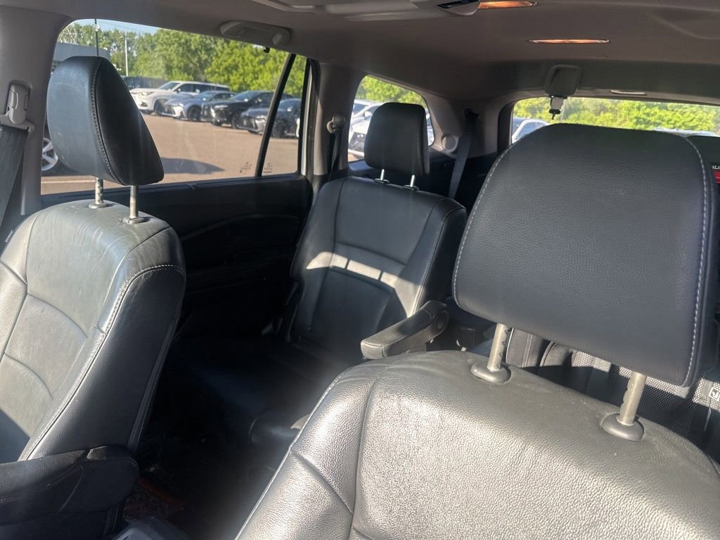 Used 2019 Honda Pilot Touring image 26