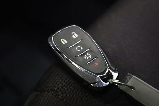 Used 2023 Chevrolet Malibu LT image 31