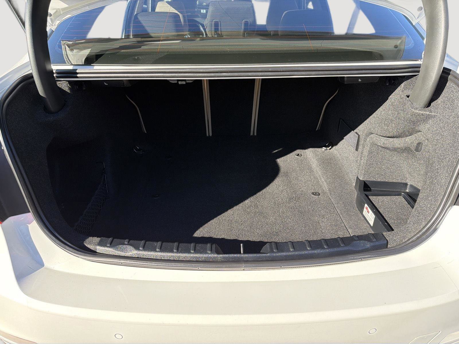 Used 2013 BMW 328i xDrive Sedan image 16