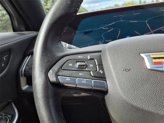 Used 2025 Cadillac XT4 Premium Luxury image 15