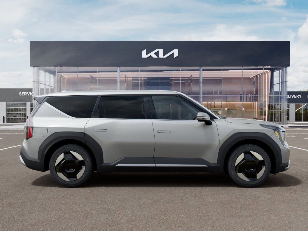New 2026 Kia EV9 Light RWD image 7