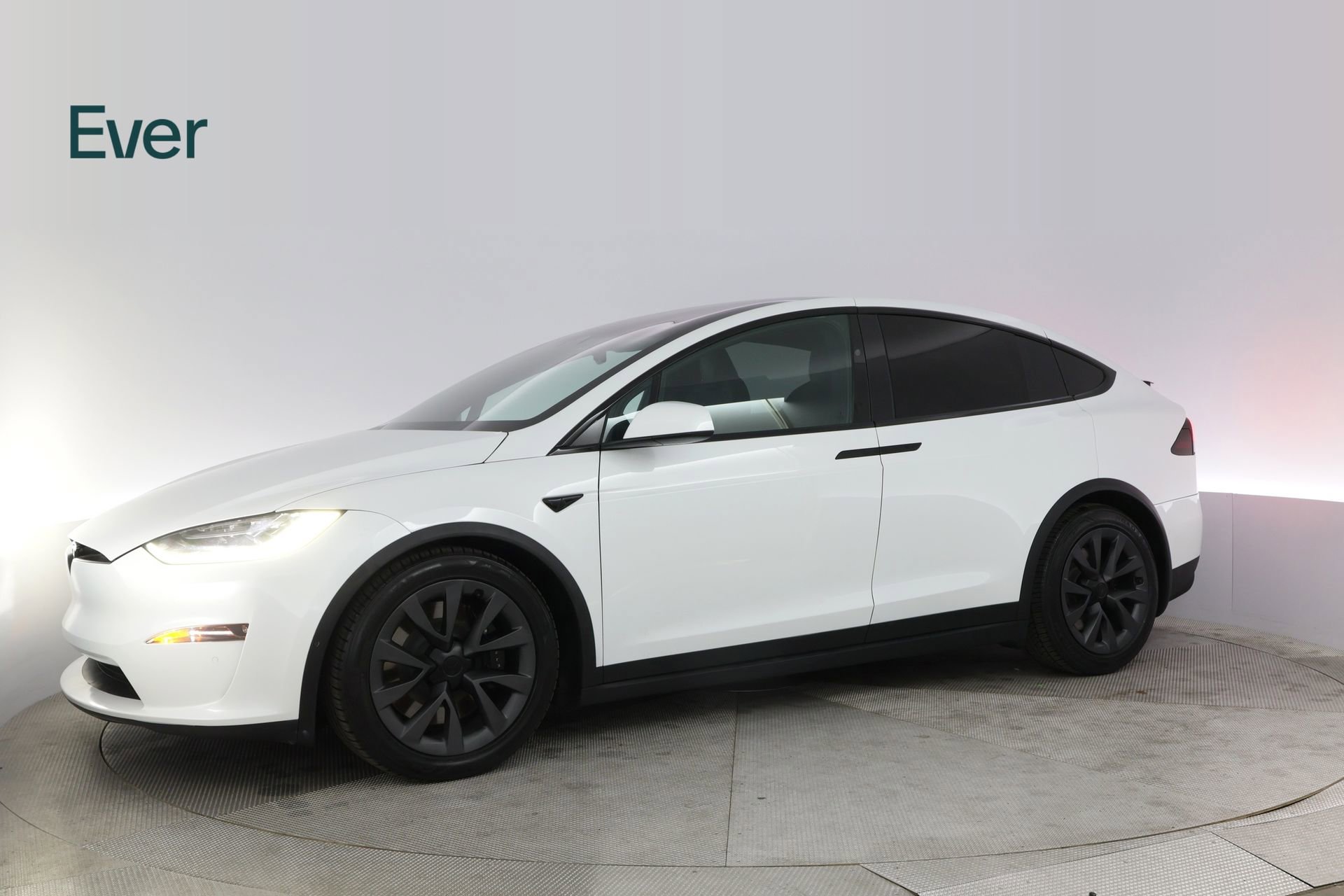 Used 2023 Tesla Model X Base image 18